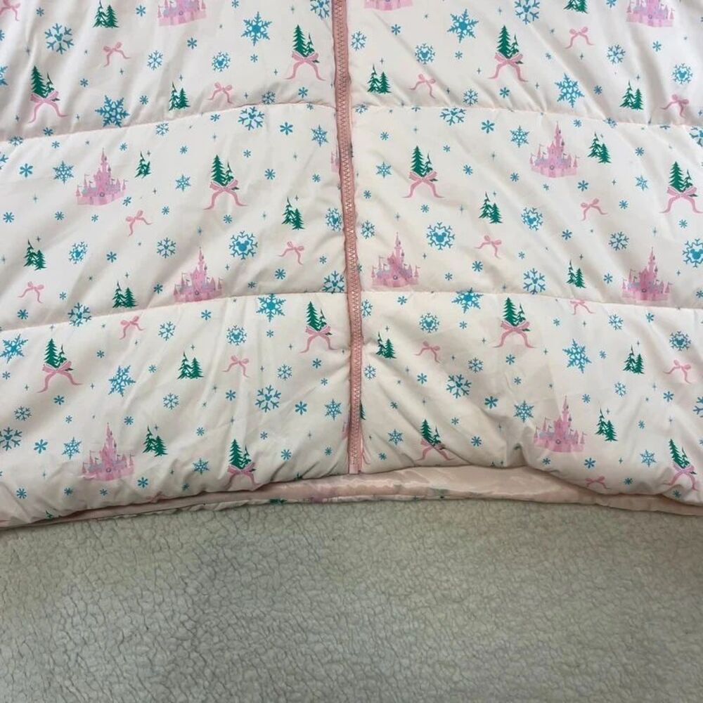Disney Pink Princess Castle Snowflake Puffer Jacket Girls 3X NWT - Picture 4 of 7